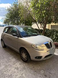 lancia y 2007
