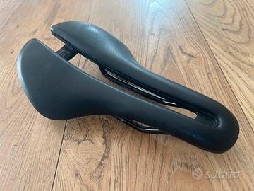 Sella Bontrager Aeolus Comp