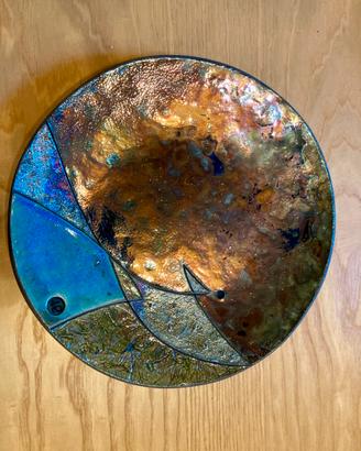 Piatto in ceramica raku