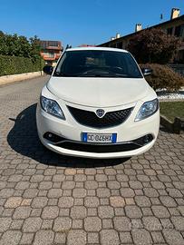 Lancia Y Hybrid Gold 2020