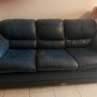 Divano tre posti blu in pelle