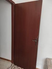 Porte interne color mogano