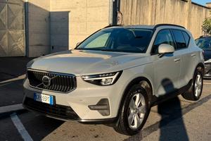 VOLVO XC40 t2