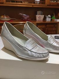 Scarpe argentate
