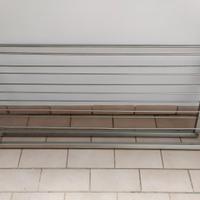Due stendibiancheria da parete in acciaio inox 