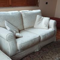 Coppia divani modello "Oxford" 