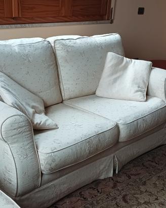 Coppia divani modello "Oxford" 