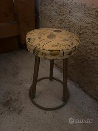 Sgabello vintage anni ’70 in metallo