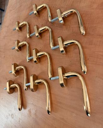 11 Maniglie in ottone nuove, mai usate