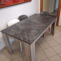 Tavolo allungabile 