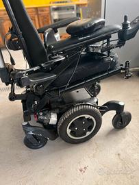 Sedia a rotelli electrica