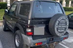 Mitsubishi Pajero 2.5 TD 1991 V20 ASI – Hard-Top R
