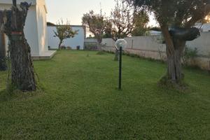 Villetta indipendente a 500 m dal mare