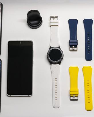 Samsung Galaxy S20FE 128 GB + S3 Frontier