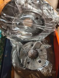 Lotto ricambi freni auto nuovi in blocco