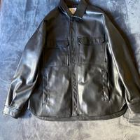 giacca di pelle Bershka