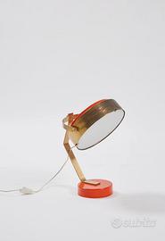 Lampada da tavolo orientabile