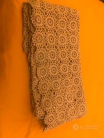 Coperta matrimoniale ad uncinetto