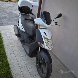 scooter  200 kymco agility