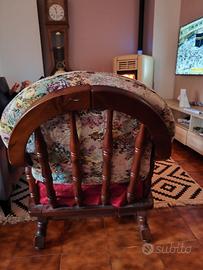 devano tre posti e due poltrone legno 