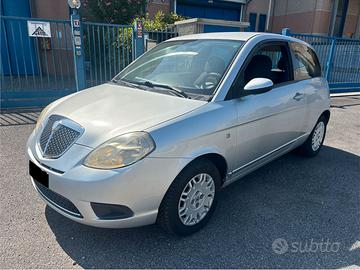 fiat lancia ypsilon