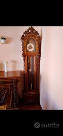 Orologio a pendolo. 