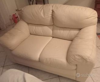 2 divani e 1 poltrona elettrica