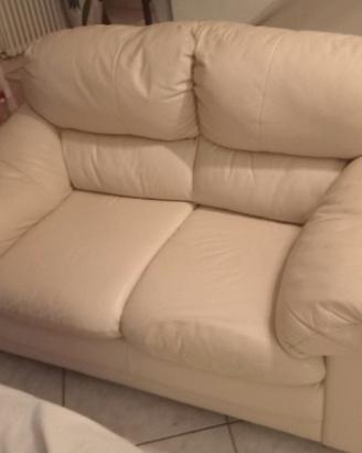 2 divani e 1 poltrona elettrica