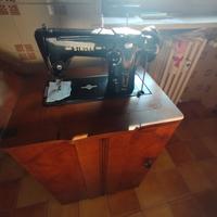 Macchina da cucire vintage Singer  306 m