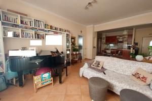 Pantano ristrutturato 2 camere 2 bagni p.auto