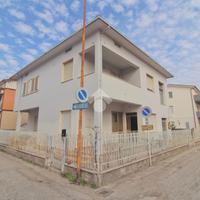 PORZIONE DI BIFAMILIARE A GIULIANOVA