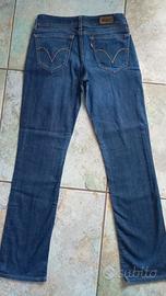Jeans Levis 470 straight fit vita bassa. 42