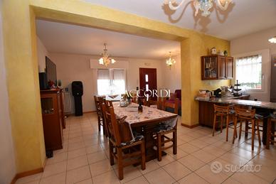 Rif.RS674_2| casa ind. volpago del montello