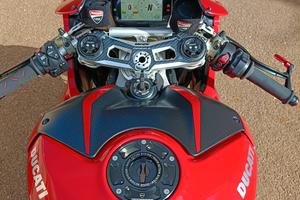 ducati Panigale v4 
