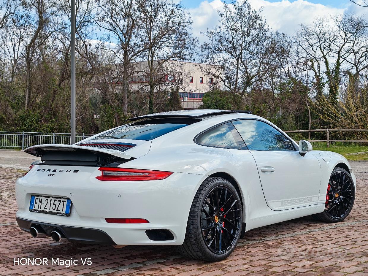 PORSCHE 911 (991)