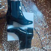 Stivaletto donna ecopelle vernice