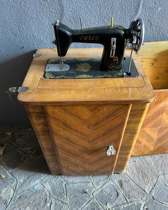 Macchina fa cucire vintage
