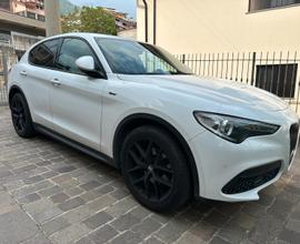 Alfa Romeo Stelvio Q4 2021 83000km 5anni garanzia
