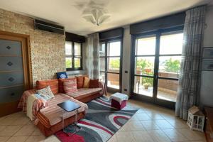 Appartamento di 94 m² con 3 locali e box auto a Mu