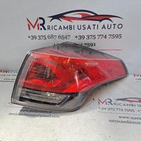 STOP FANALE POSTERIORE DESTRO TOYOTA Rav4 Serie 81