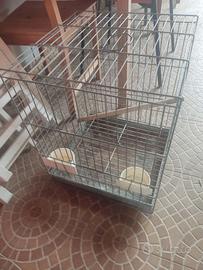 Gabbia per uccelli in rete metallica