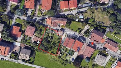 TERRENO EDIFICABILE DI 1070MQ!! A ERBA!!!