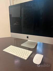 Apple iMac 21.5" (Fine 2015)