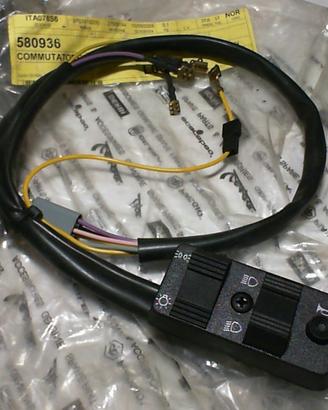 COMMUTATORE LUCI VESPA PIAGGIO 580936
