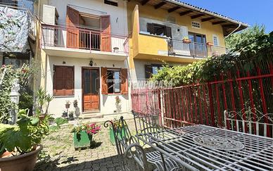 TERRATETTO CON CORTILE PRIVATO A GRAGLIA!