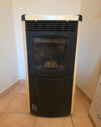 Stufa a pellet preziosa Steel pergamena 