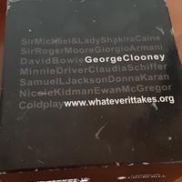 Tazza whateverittakes disegnata George Clooney 