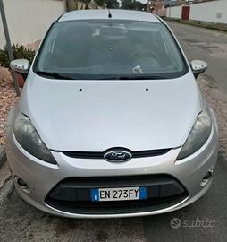 Ford Fiesta 1.4 benzina/gpl automatico