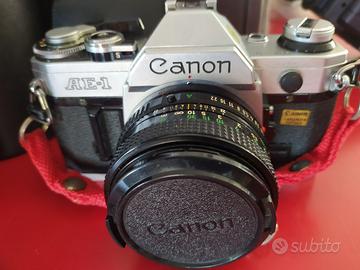 Macchina fotografica canon analogica anni 80