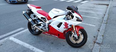 Yamaha R1 1999